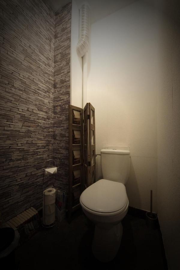 Chez Flo Et Marc Homestay