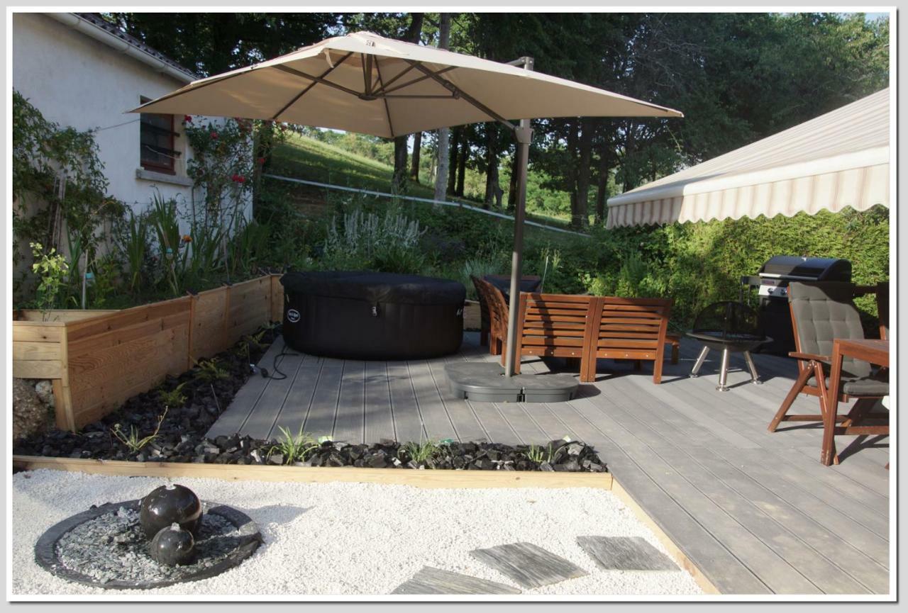 Chez Flo Et Marc Homestay *